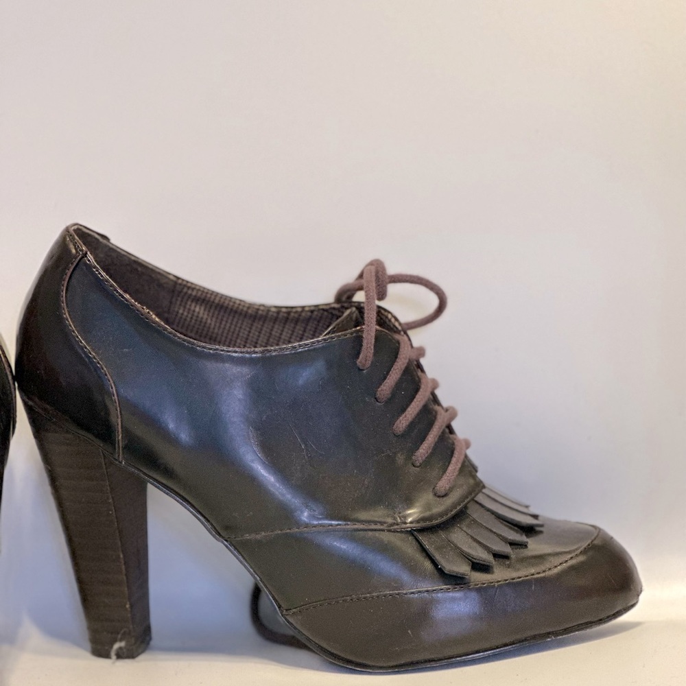 Heeled Oxford Shoes